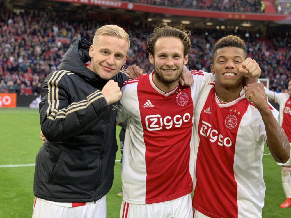 包含阿贾克斯清晨遗憾出局;志在中超名次提升;管理层满意;训练强度明显提升的词条 包含阿贾克斯清晨遗憾出局;志在中超名次提升;管理层满意;训练强度明显提升的词条