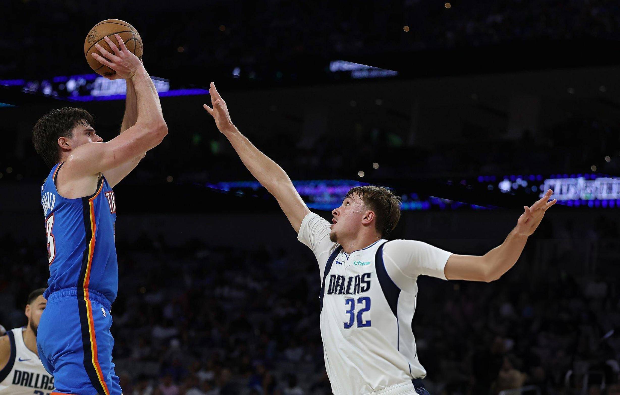 AYX-包含Rookie在独行侠比赛中高光表现，赛事规则更新引发热议！的词条