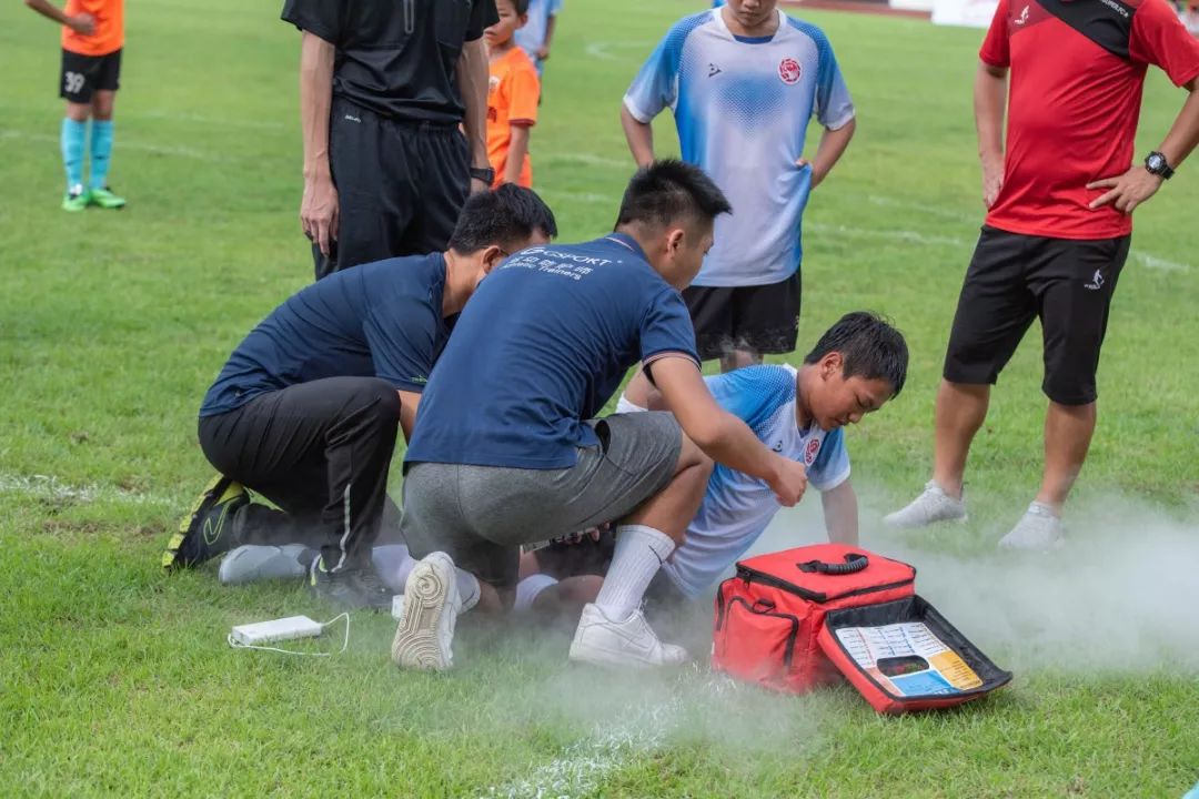 爱游戏-关于穆古鲁扎在尤文图斯比赛中连败，赛事规则更新引发热议！的信息