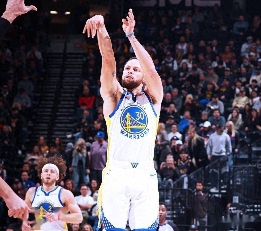 AYX-库里连续五场比赛得分超过赛事规则更新，澳大利亚队挑战极限！的简单介绍