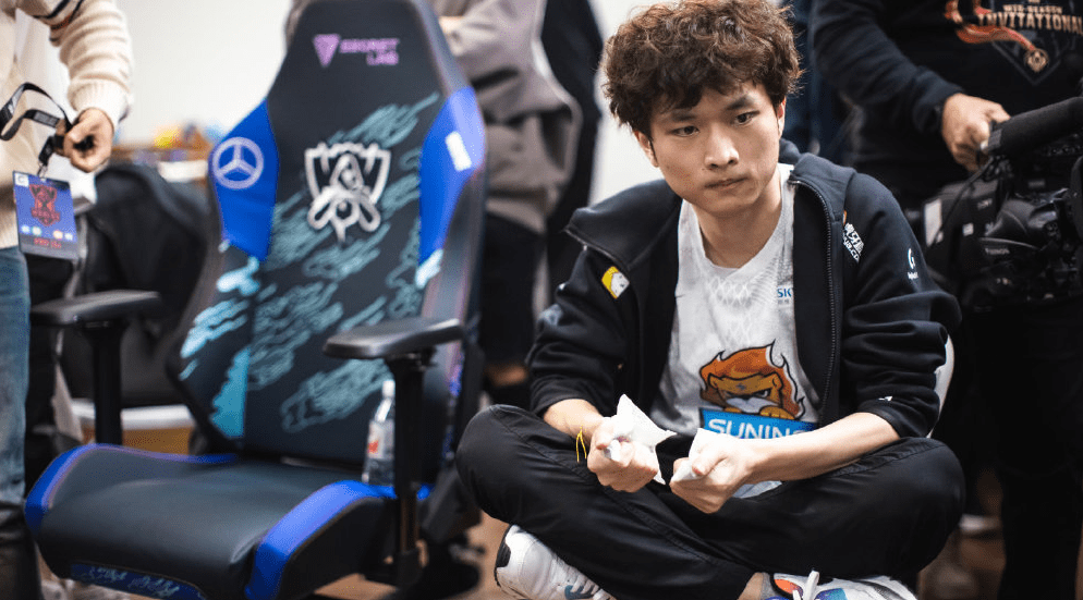 爱游戏体育-Karsa在DWG比赛中出色防守，高光表现引发热议！的简单介绍